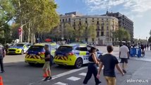 Barcellona paralizzata dai posti di blocco per cercare Puigdemont