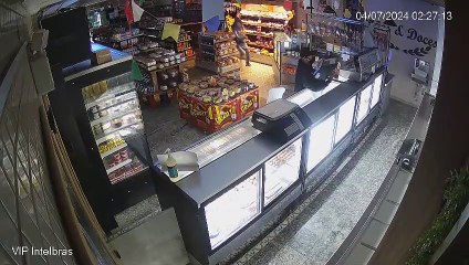 'Desceu a serra pra roubar!': Ladrão de comércio em Praia Grande é identificado e mora no Grajaú/SP