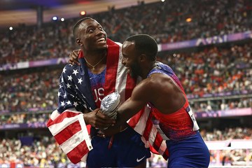 الأميركي هولواي يحرز ذهبية 110 أمتار حواجز