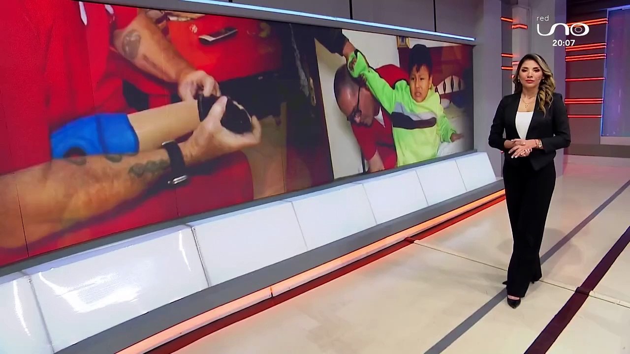 regalan protesis a Gael