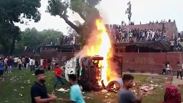 Nobel laureate Muhammad Yunus sworn in as interim leader