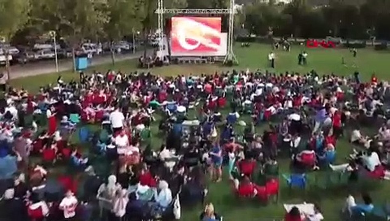 Filenin Sultanları, Bursa'da dev ekranlarda izl...