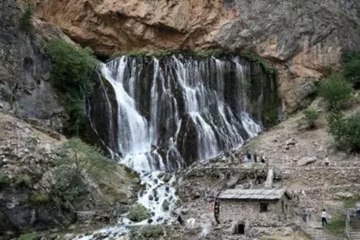 Bunaltıcı sıcaklardan kaçanların adresi: Kapuzbaşı Şelaleleri