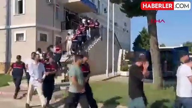 Aydın'da Yasa Dışı Bahis Operasyonu: 9'u Kadın 35 Şüpheli Gözaltına Alındı