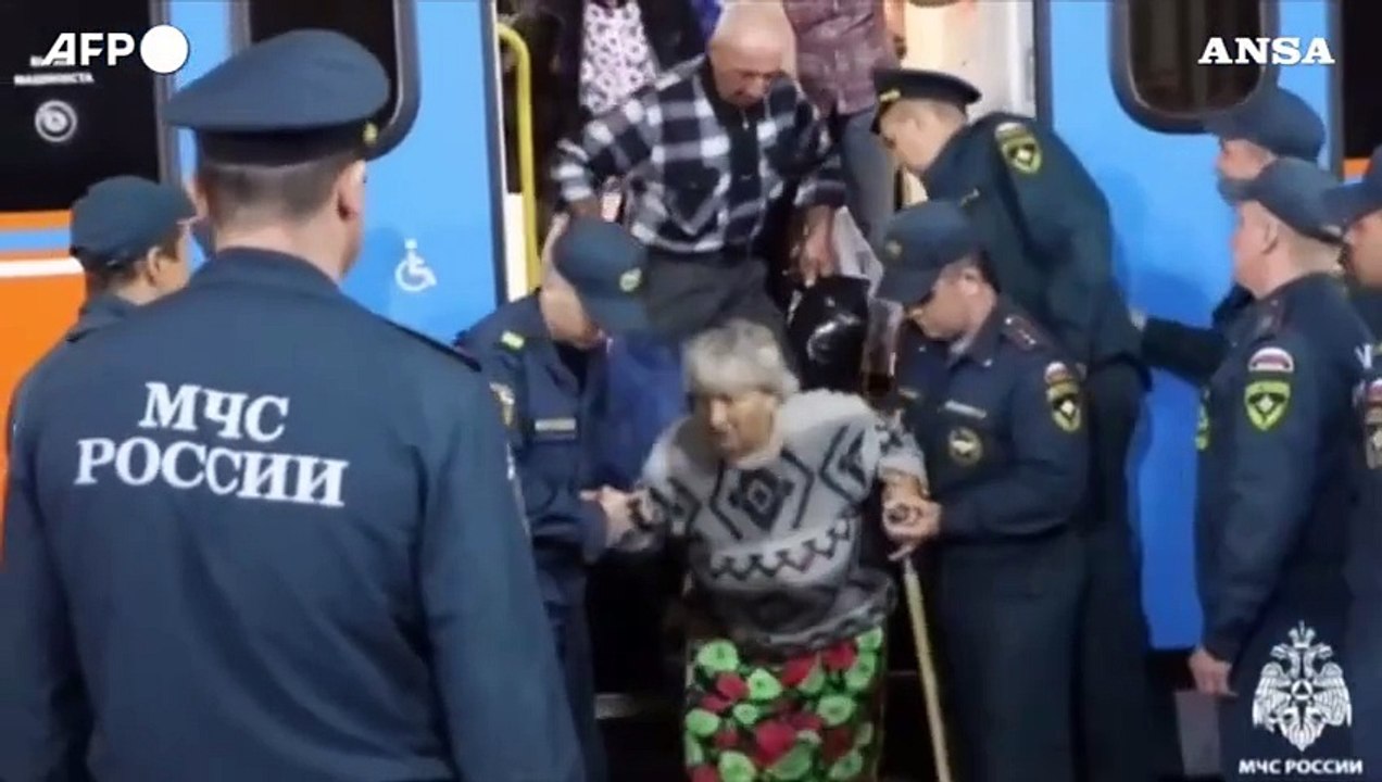 Russia, sfollati in fuga dalla regione di confine di Kursk arrivano ad Oryol