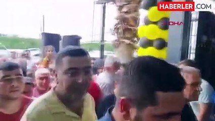 Ucuzluk kavgası! Vatandaşlar tekme tokat birbirlerine girdi