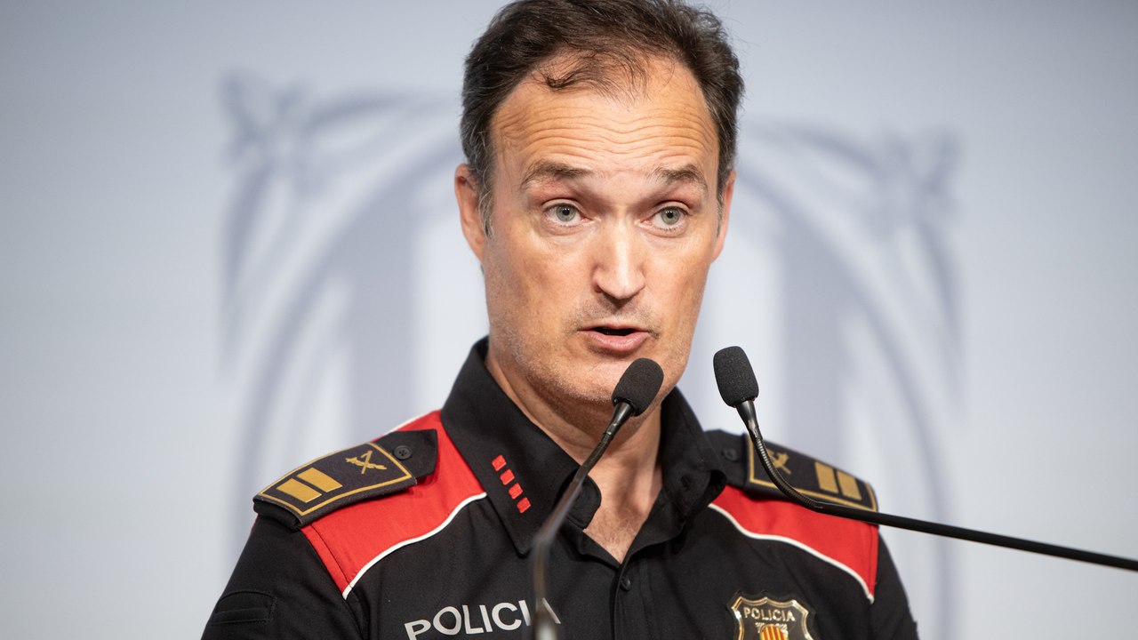 La cúpula de los Mossos acusa a cargos de Junts de impedir el arresto de Puigdemont y evita la autocrítica