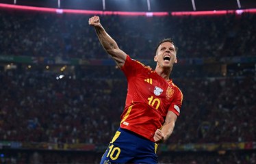 برشلونة يعلن رسمياً عن تعاقده مع داني أولمو