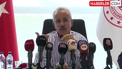 Bakan Uraloğlu'ndan Instagram açıklaması: Ufak ayrıntılar kaldı, biz de gerçekten bir an önce çözelim istiyoruz