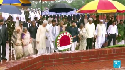 Bangladesh vive los primeros días de gobierno interino de Muhammad Yunus