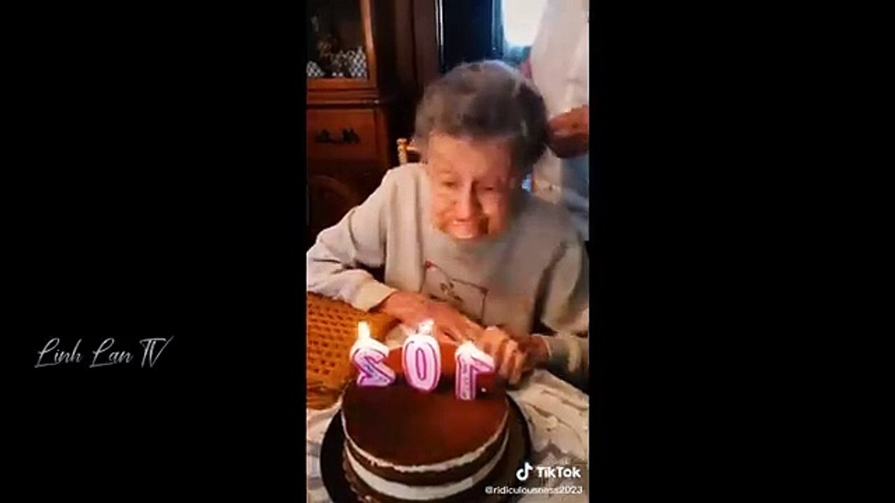 Funny_Moments_Of_The_Year_Compilation__PART_5(360p)