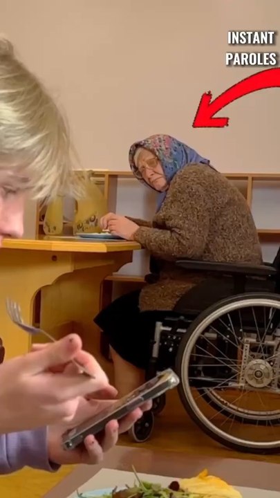 Cette grand-mère mangeait son repas seule jusqu’à recevoir une compagnie précieuse