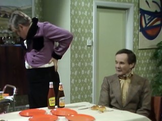 Benny Hill - Hôtel des amants