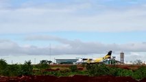 Imagens mostram pouso e decolagem de aeronave no aeroporto de Cascavel