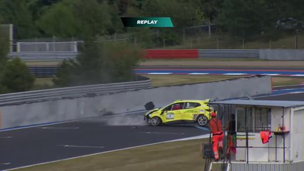 ESET Clio Cup Bohemia 2024 Most Race 1 Kazarka Big Crash