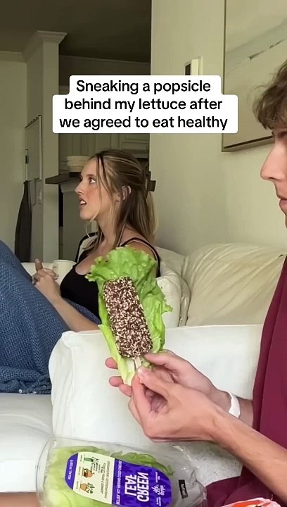 Eating (un)healthy: Hiding a popsicle behind my lettuce