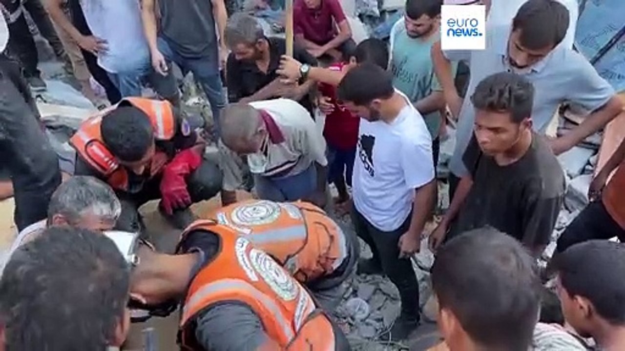 More deaths in Khan Younis after Israeli airstrikes kill at least 21, forcing thousands to flee