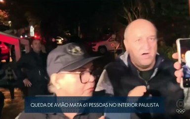 Dono de residência atingida por avião que caiu em SP fala sobre o susto: "De repente"