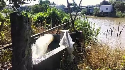 Pump water - مضخة مياه - Bombear agua