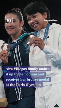 Aira Villegas takes it up to the podium as she takes her bronze medal at the Paris Olympics