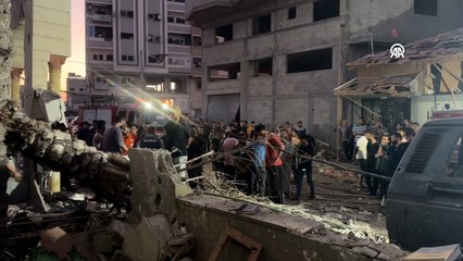 İsrail'in Gazze'de okula düzenlediği saldırıda çok sayıda ölü var