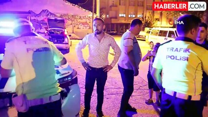 Aksaray'da Alkollü Müzisyen Polis Aracına Çarptı