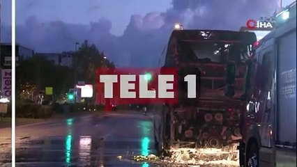 Seyir halindeki yolcu dolu otobüs alev alev yandı