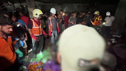 İsrail Filistinlilerin sığındığı okulu vurdu: En az 100 ölü!