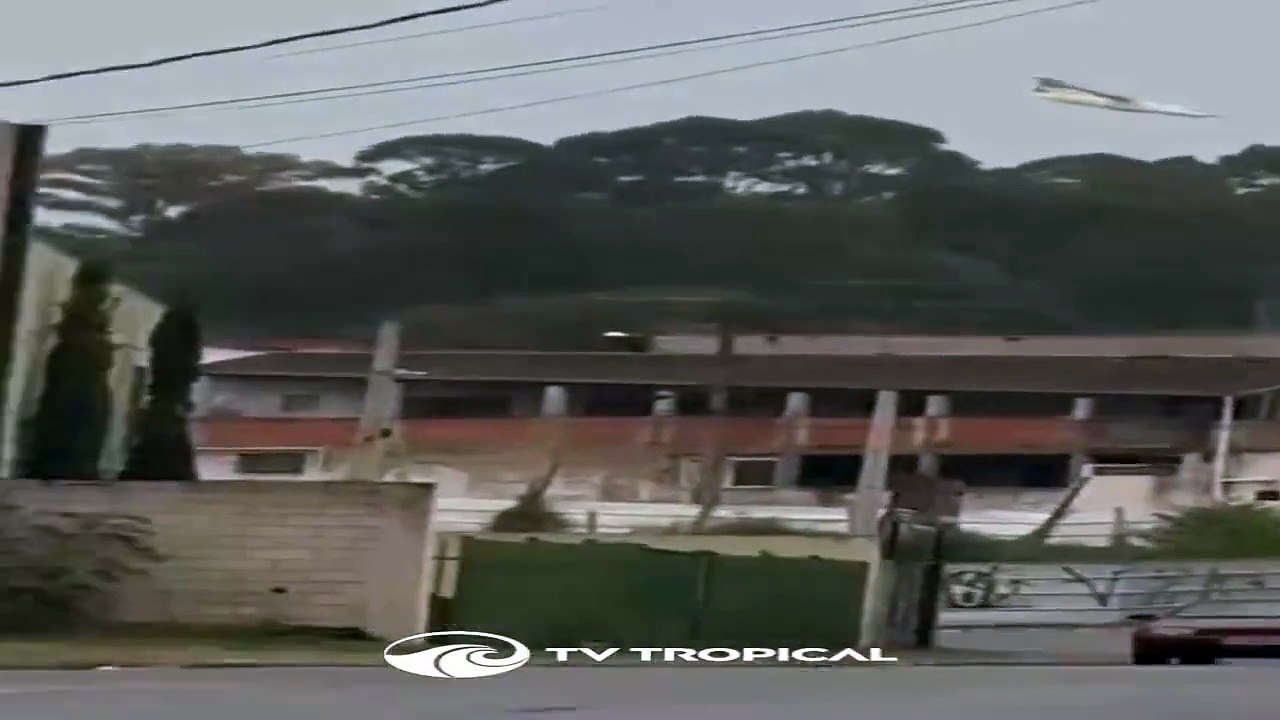 AVIÃO CAI EM VINHEDO SP