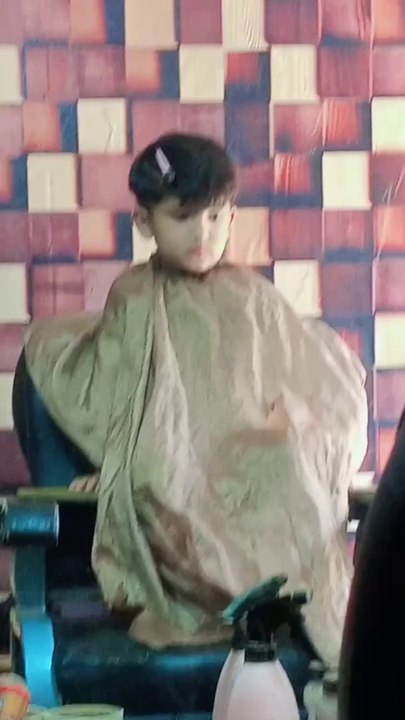 Cute baby looking like a wao