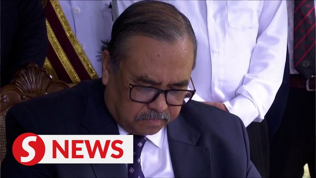 Bangladesh chief justice, central bank chief quit amid protests