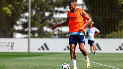 Mbappé ya enamora al Real Madrid con tremendo golazo al ángulo previo a la Supercopa