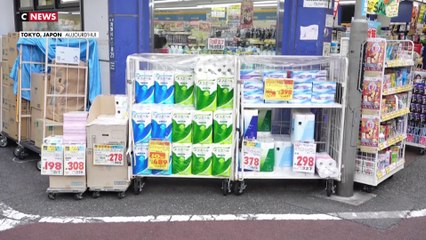 Crainte d'un mégaséisme au Japon : les habitants vident les rayons de supermarchés