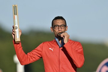 تتويج البطل المصري أحمد الجندي بذهبية الخماسي الحديث