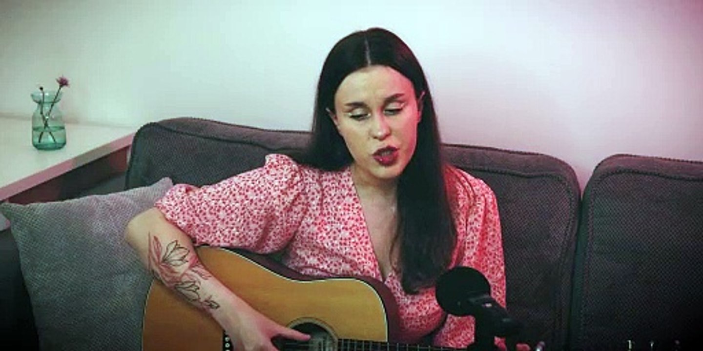 вона by плач єремії  (umilele кавер)