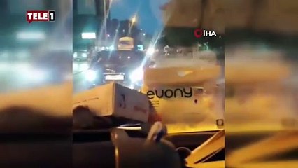 Ambulans ekibinin korku dolu anları! Önlerini kesip camı yumrukladı