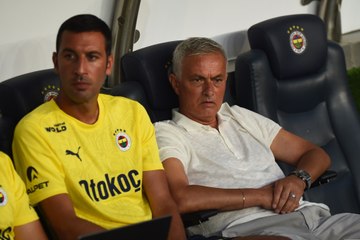 Süper Lig : le Fenerbahçe de Mourinho réussit sa première grâce à Dzeko !