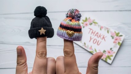 QUICK & EASY Little Knitted Hats for Christmas! 