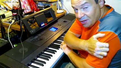 Je joue un tube (chanson), vous devez deviner laquelle (facile) ?