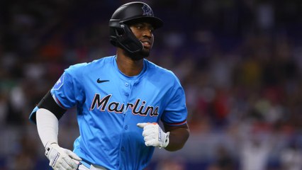 Padres' Win Streak Ends with Narrow 7-6 Loss to Marlins