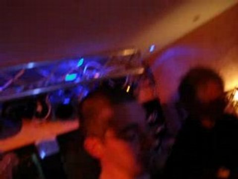 LE BRIDGE CARREFOUR DE CULTURES A ROMILLY/SEINE