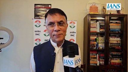 Waqf Board Amendment Bill को लेकर Pawan Khera ने मोदी सरकार पर साधा निशाना