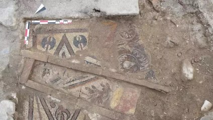 Erken Bizans döneminde kullanılan zemin mozaiğine ulaşıldı