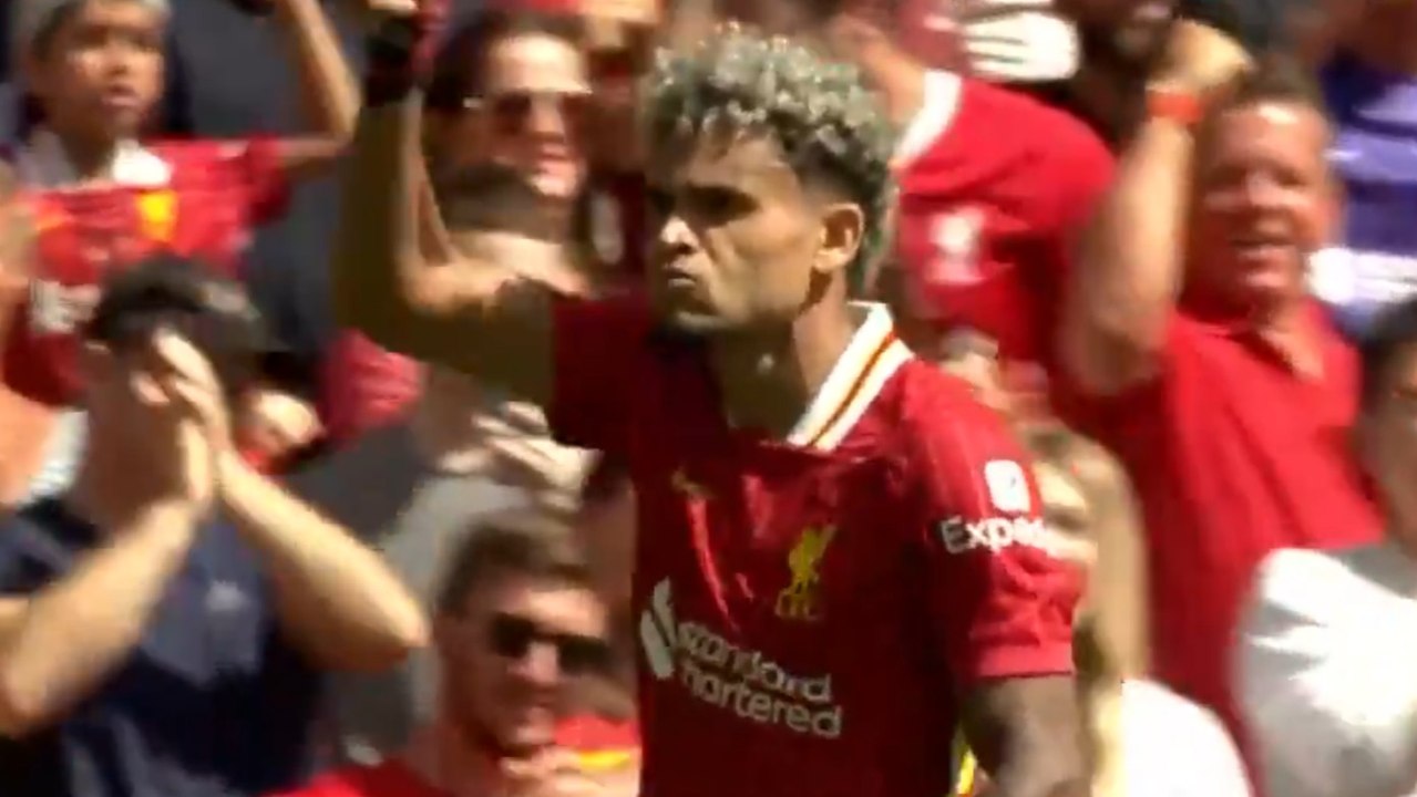 El golazo de Luis Diaz en amistoso ante Sevilla