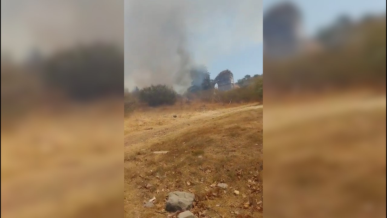 8600 yıllık Antik Efes Kenti’ni sigara izmariti kül ediyordu