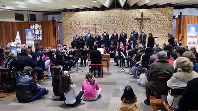 Concerto em homenagem às vítimas de acidente aéreo é realizado na Catedral de Cascavel