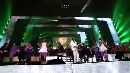 Good Times (Live) - Nile Rodgers & CHIC