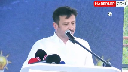 Hamza Dağ'dan İBB'nin Paris gezisine olay gönderme: Bazıları gibi ortalık yangın yeriyken tatil yapmıyoruz