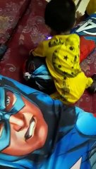 Dede In Hau lagi main