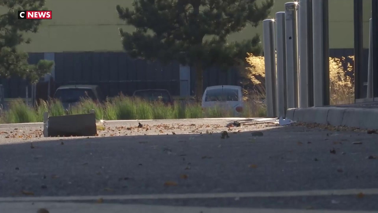 Montée des tensions à Calais, affrontements entre groupes de migrants